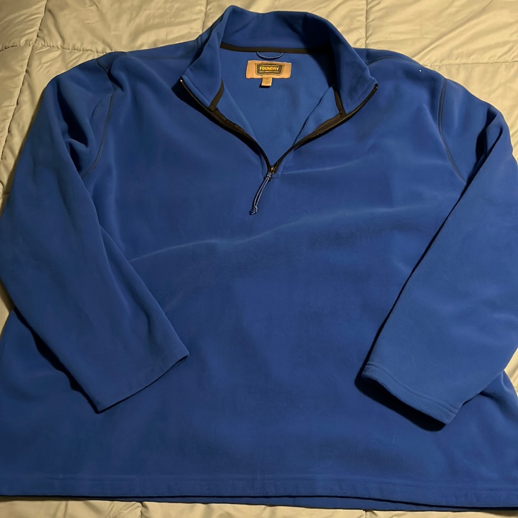 Foundry Pull Over